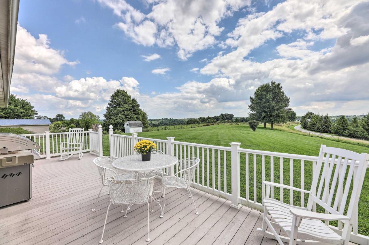 Charming Williamstown Retreat With Private Yard Βίλα Εξωτερικό φωτογραφία
