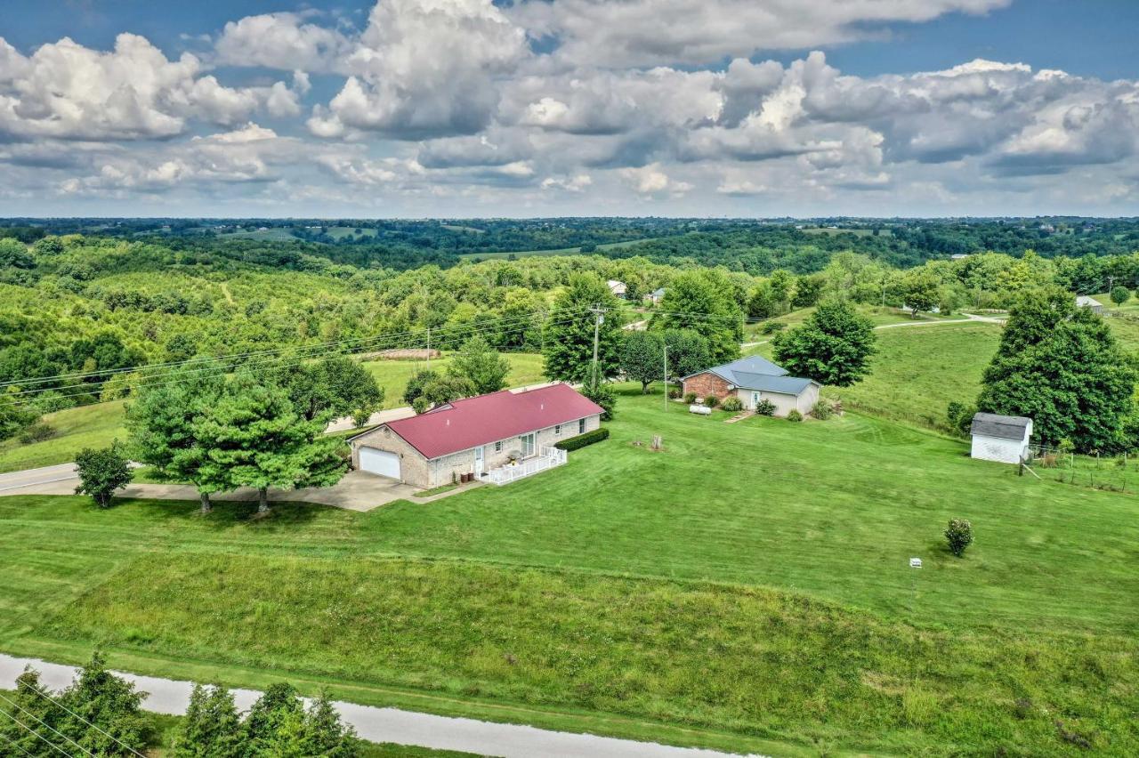 Charming Williamstown Retreat With Private Yard Βίλα Εξωτερικό φωτογραφία