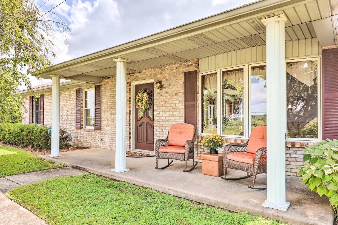 Charming Williamstown Retreat With Private Yard Βίλα Εξωτερικό φωτογραφία